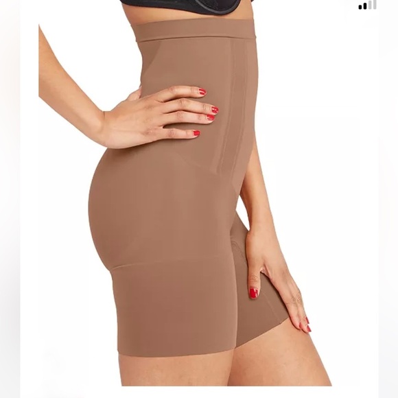 NEW! SPANX ON CORE high waisted mid thigh shapewear in Cafe au Lait - Picture 2 of 3